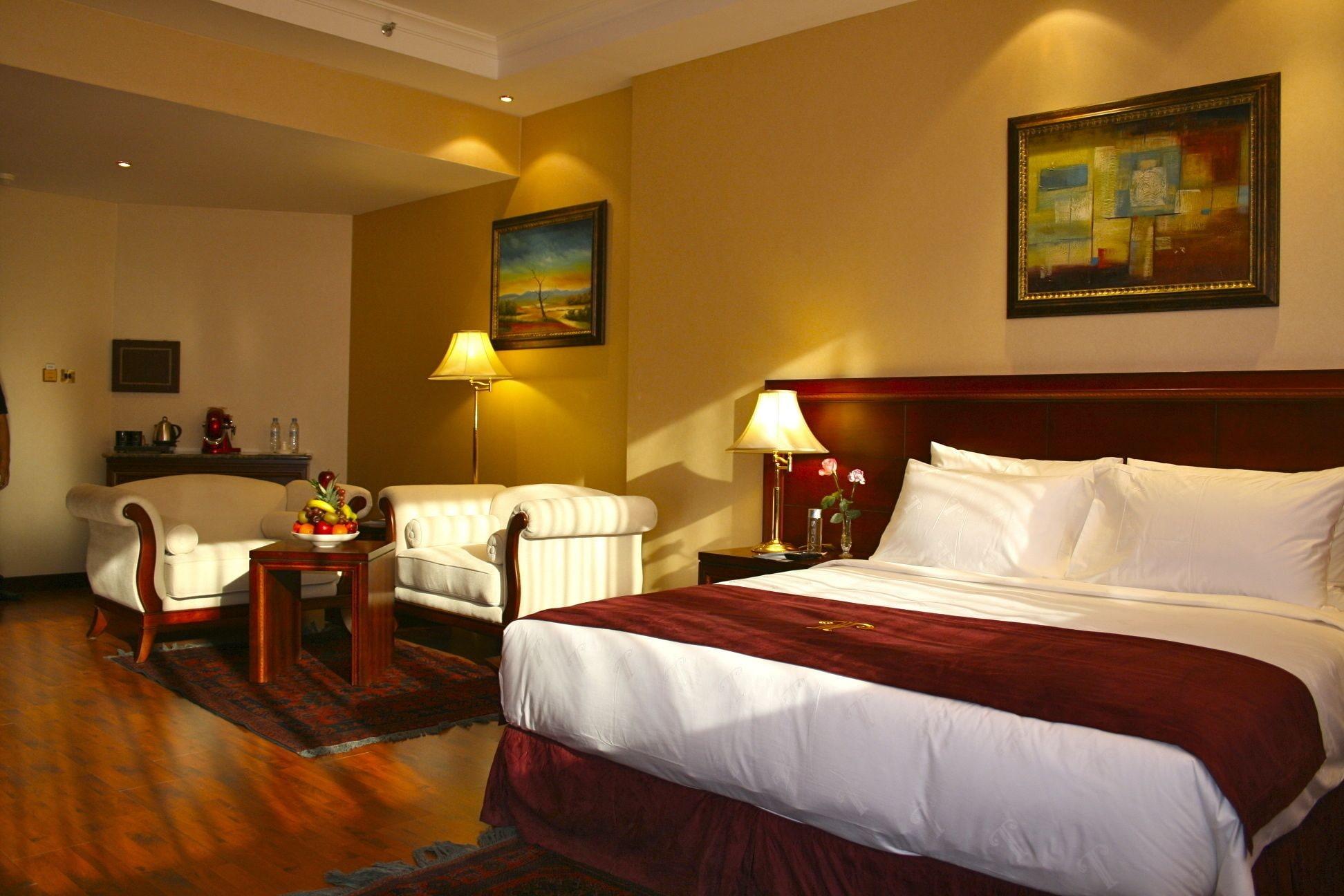 Trianon Royal Hotel Abou Dabi Extérieur photo