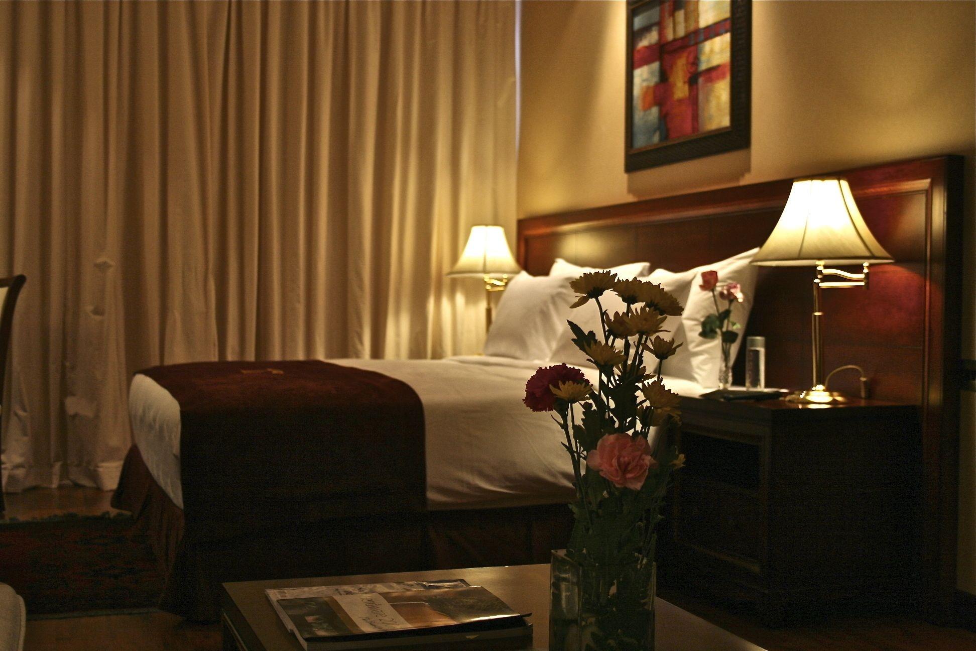 Trianon Royal Hotel Abou Dabi Extérieur photo